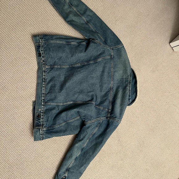 Levi Sherpa mens large jacket, barely used. - Picture 5 of 5